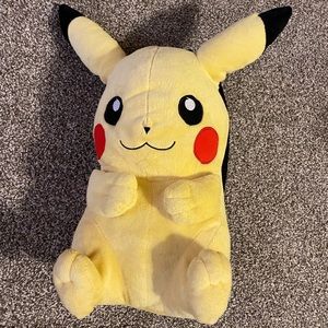 Pokémon Pikachu Plush backpack